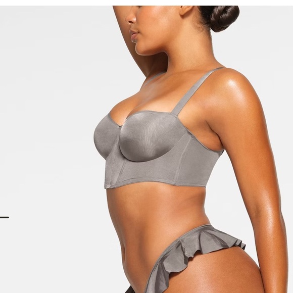 SKIMS LOGO SHINE BALCONETTE CORSET BRA | GREY CHALK - GREY CHALK / 46 / D NWT - Picture 3 of 8